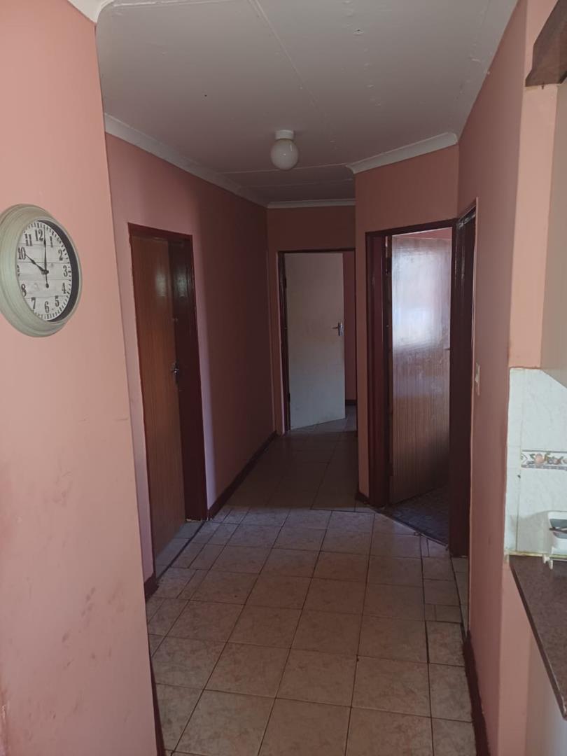 3 Bedroom Property for Sale in Mmabatho North West